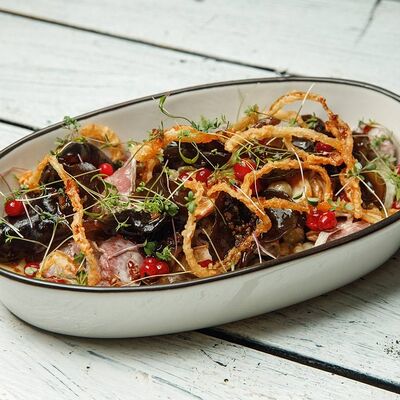 Салат с пастрами из сердца быка в Овертайм по цене 490 ₽