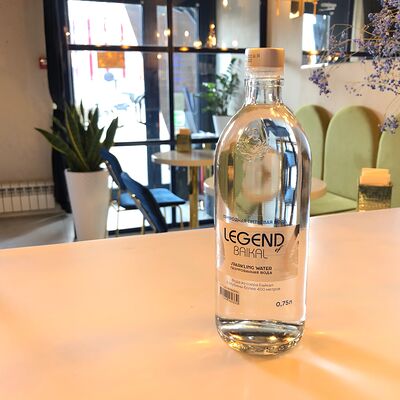 Вода Легенда Байкала с газом в Spletnicy cafe по цене 390