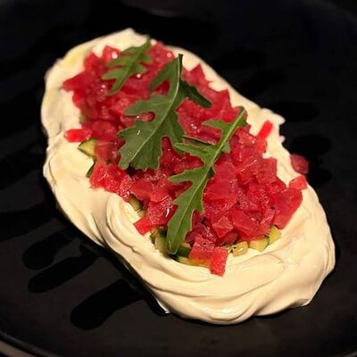 Тартар из тунца в Kaif Lounge по цене 900 ₽