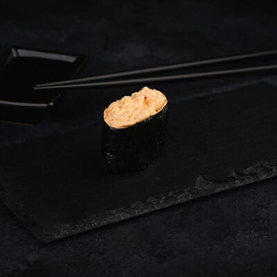 Гункан эби спайси в Суши Фикс по цене 120 ₽