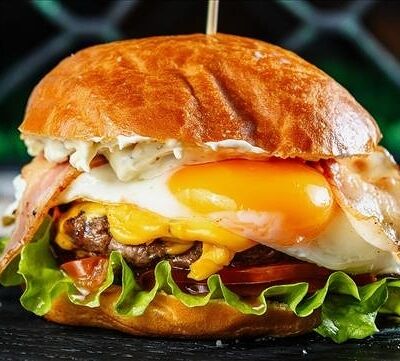 Взять с яйцами в Мясо Bull по цене 399 ₽