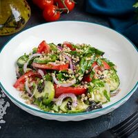 Салат по-грузински с орехами в PanDuri