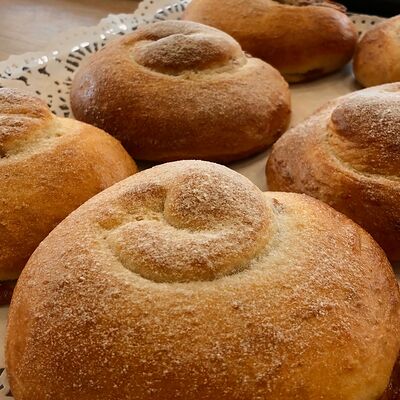 Булочка с варёной сгущенкой в Столовая на Садовой по цене 80 ₽