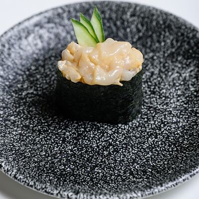 Гункан с гребешком в Under the sea по цене 380 ₽