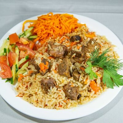 Плов с говядиной в Дубай по цене 555 ₽