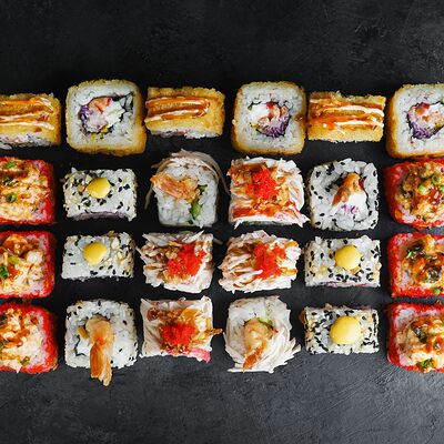 Сет Ассорти в Tsunami по цене 1560 ₽