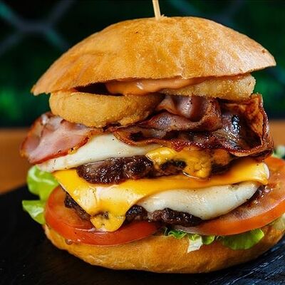 Большой Чен в Мясо Bull по цене 499 ₽