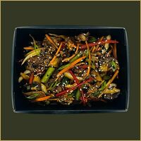 Wok Овощи с говядиной в Happy Fish Premium