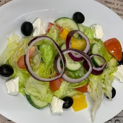 Салат Греческий в Три перца по цене 450 ₽