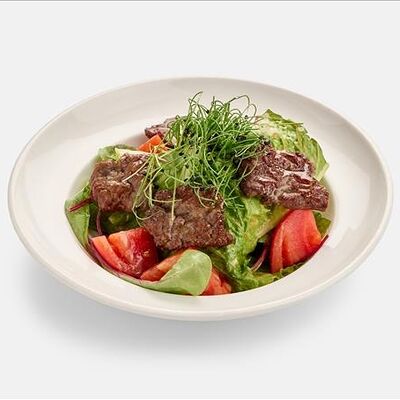 Теплый салат с говядиной в Маргаретти по цене 1170 ₽