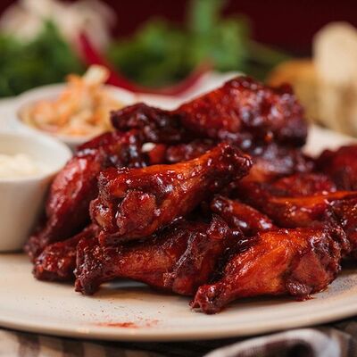 Крылышки Баффало BBQ в Grizzly Bar по цене 690 ₽
