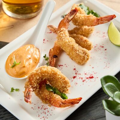Хрустящие креветки с соусом Том ям в Restobar Бекон по цене 830 ₽