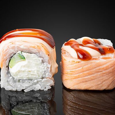 Ролл Токиов Монако пицца по цене 950 ₽