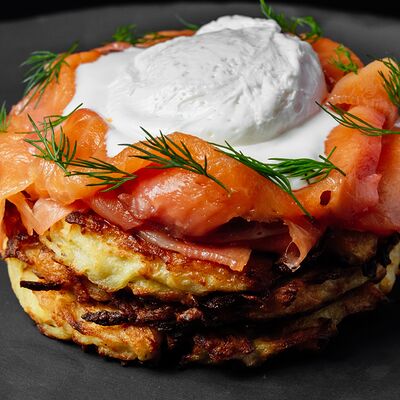 Бенедикт с лососем и голландским соусом в Пепе Неро по цене 1000 ₽