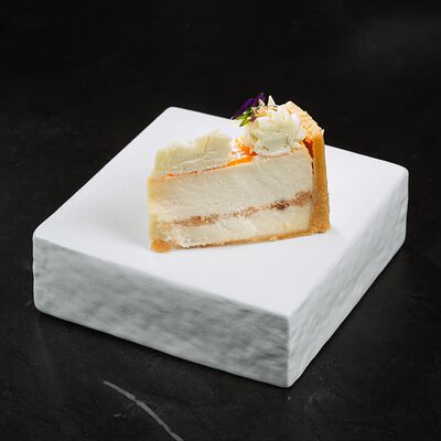 Чизкейк Рафаэлло в Интонация по цене 545 ₽