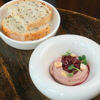 Паштет куриный с конфи из ягод в Masters & Margaritas