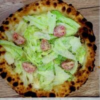 Неаполитанская пицца Цезарь в Pizza25