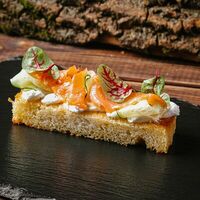 Брускетта Лосось & огурец в Паб 357