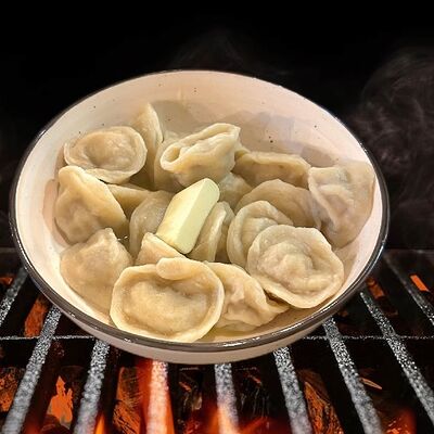 Пельмени домашние говяжьи в Время есть по цене 339 ₽