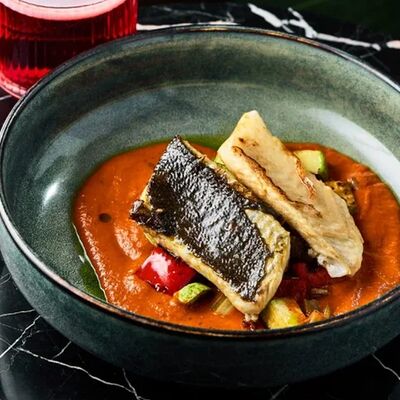 Камбала с овощами и соусом из оливок в AGATA по цене 875 ₽