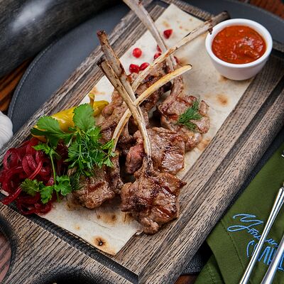 Каре барашка в Утомленные солнцем по цене 1980 ₽