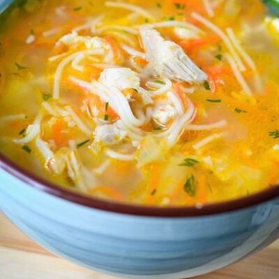 Куриный суп в MEDUZA по цене 479 ₽