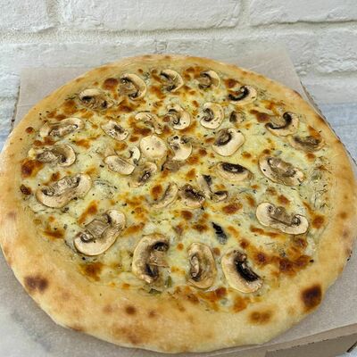 Пицца Грибная в Пиросетия Осетинские пироги по цене 820 ₽