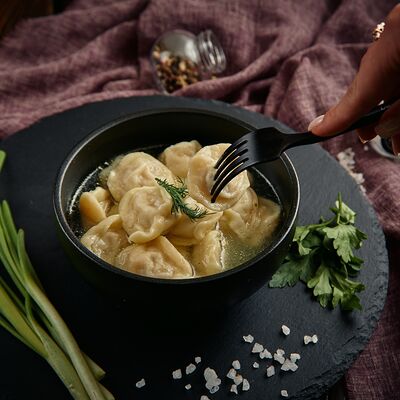 Пельмени с бульоном в Шашлычный двор по цене 384