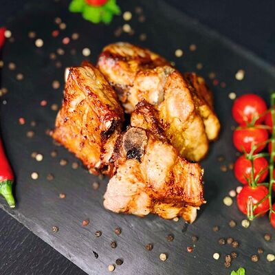 Рёбрышки на углях в BBQ соусе в Шашлычный Мир по цене 620 ₽