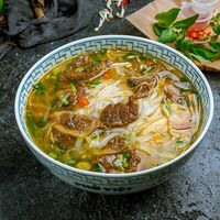 Суп Фо Бо Шот Ванг в Pho Dat Viet