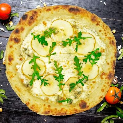 Пицца Груша с горгонзолой в Brooklyn Pizza по цене 900 ₽