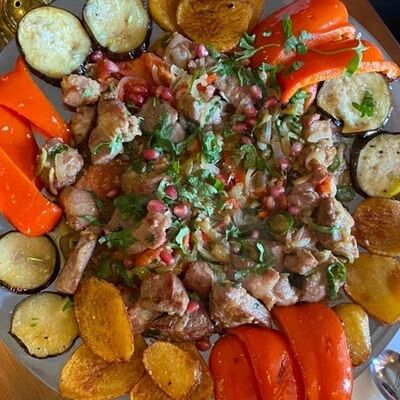 Блюдо от Шефа Sololaki с бараниной в Sololaki по цене 4500 ₽