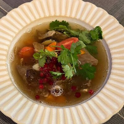 Похлебка на оленьих ребрах с белыми грибами в Веранда по цене 660 ₽