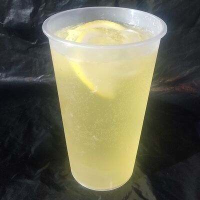 Лимонад ананасовый в Bibiwok по цене 300 ₽