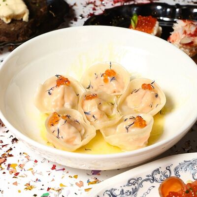 Равиоли из форели, креветки и морского окуня в Особняк по цене 1085 ₽