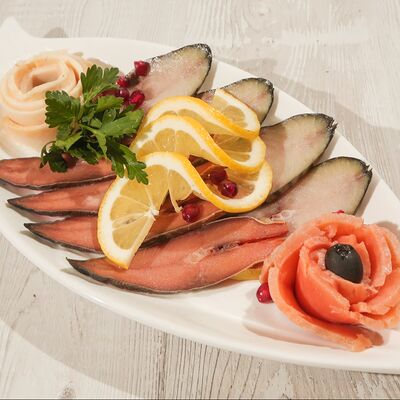 Рыбное ассорти в Троя по цене 890 ₽