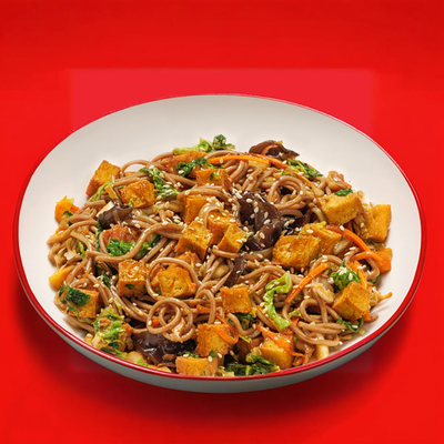 Соба с тофу и овощами в ЧИХО по цене 570 ₽