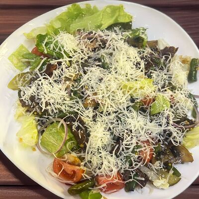 Тёплый салат с телятинойв Rezept по цене 855 ₽