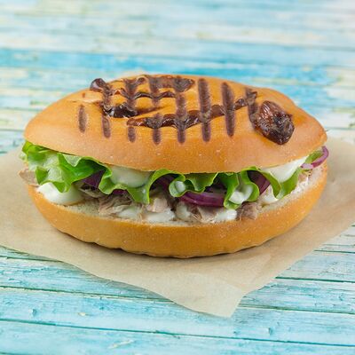 Панини с тунцом в Синнабон по цене 425 ₽