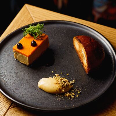 Пате из утки с облепихой и бриошью в Brera по цене 650 ₽