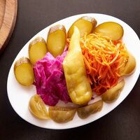 Ассорти солений в Медальон