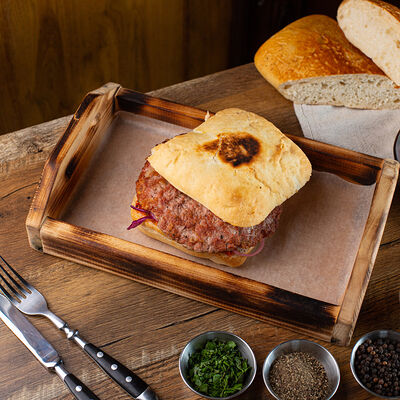 Сэндвич с говядиной в Vse Doma по цене 750 ₽