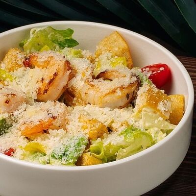 Цезарь Хб с королевскими креветками в Хочу и буду по цене 542 ₽