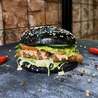 Бургер с куриным филе в панировке в Тема