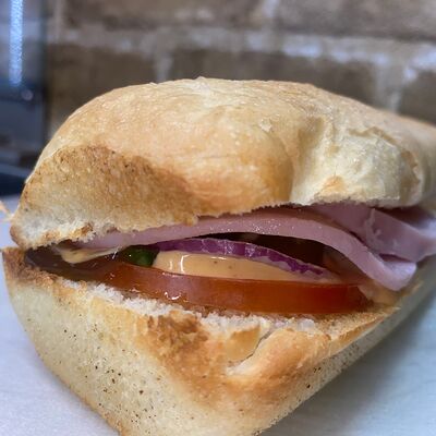 Сэндвич Ветчина в Sunday по цене 445 ₽