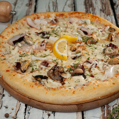 Пицца морская в Кроко конди по цене 530 ₽