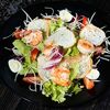 Салат Цезарь с креветками в УГОЛЬ&МЯСО по цене 680