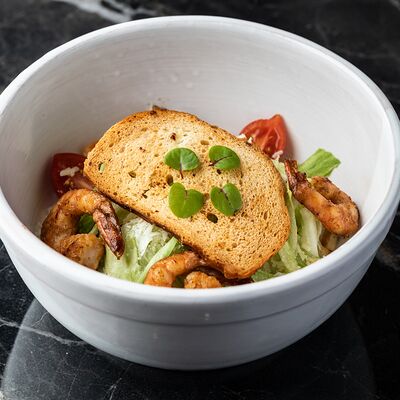 Цезарь с креветками в Sesilia по цене 990