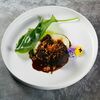Томленые телячьи щечки с соусом демиглас и картофельным пюре в Only по цене 1450