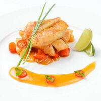 Дорада в соусе чили в БамБуши